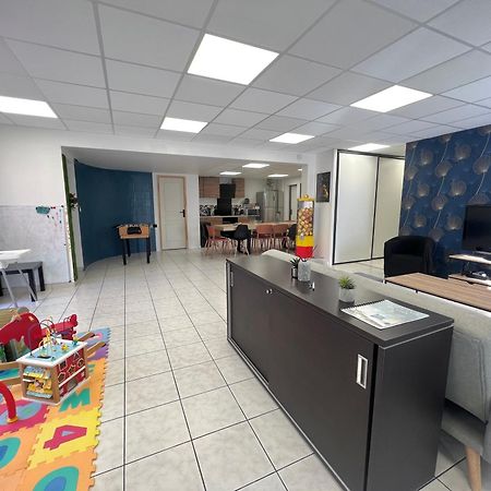 Le Grand Penon ~ Logement Spacieux A 6 Min Du Parc Saint-Georges-les-Baillargeaux Dış mekan fotoğraf